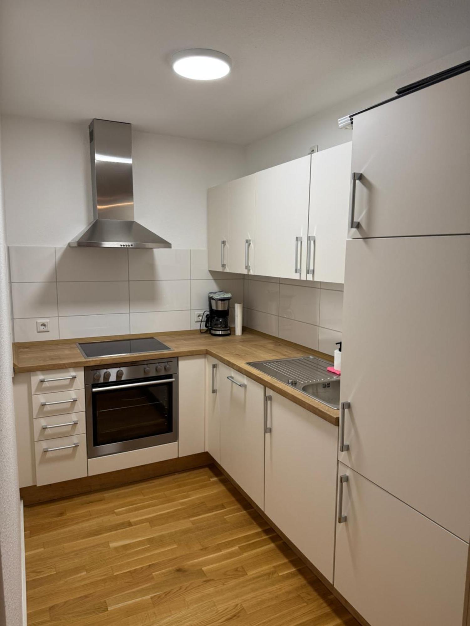 Barrierefreie Wohnung Im Herzen Der Stadt Mit Parkplatz, Wifi Und Tv - Emma Werne ภายนอก รูปภาพ